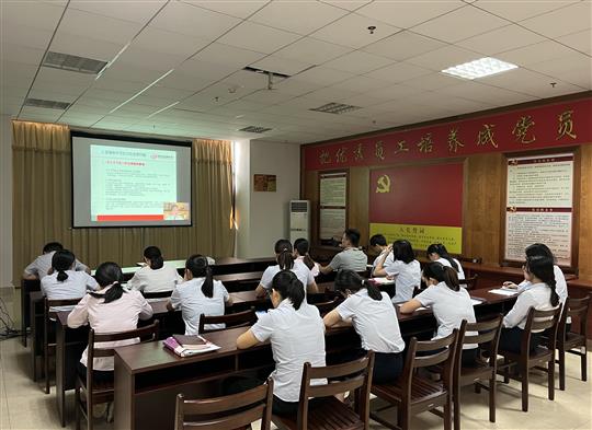 玩球体育集团有限公司
组织参加疫情常态化下建筑企业经营管理风险管控培训